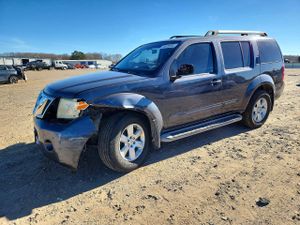 Nissan Pathfinder S 4.0L 6 2010