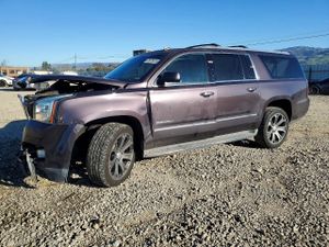 GMC Yukon DENALI 6.2L 8 2015