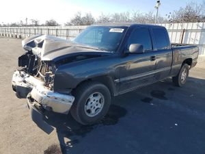 Chevrolet Silverado 1500 C1500 4.8L 8 2004