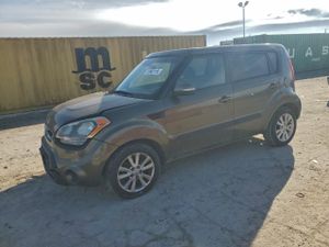 Kia Soul + 2.0L 4 2012