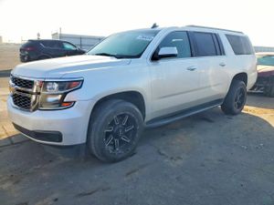 Chevrolet Suburban C1500 LT 5.3L 8 2015