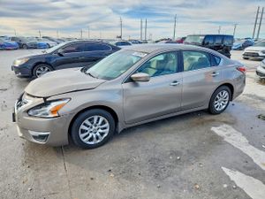 Nissan Altima 2.5 2.5L 4 2015