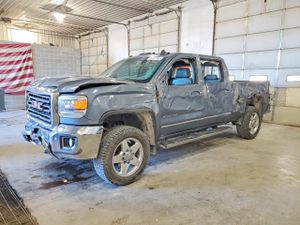 GMC Sierra K2500 SLT 6.6L 8 2015