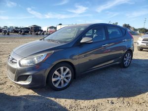 Hyundai Accent GLS 1.6L 4 2013