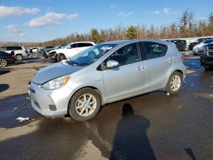 Toyota Prius 1.5L 4 2014