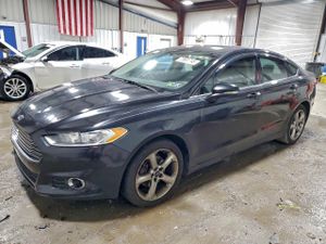 Ford Fusion SE 2.0L 4 2015
