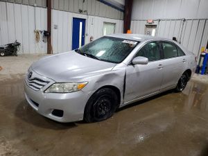 Toyota Camry BASE 2.5L 4 2011