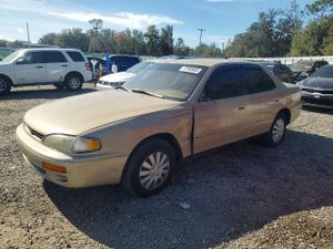 Toyota Camry DX 2.2L 4 1996