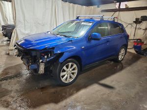 Mitsubishi Outlander SE 2.0L 4 2015