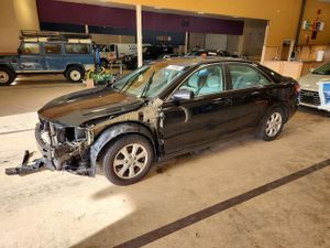 Toyota Camry BASE 2.5L 4 2011