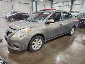 Nissan Versa S 1.6L 4 2012