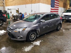 Ford Focus TITANIUM 2.0L 4 2012