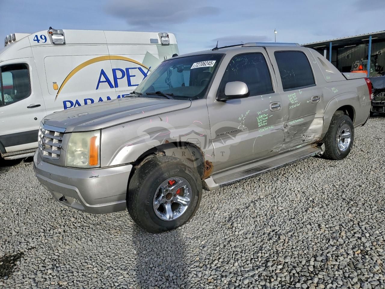 Cadillac Escalade EXT 6.0L 8 2005