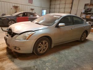 Nissan Altima BASE 2.5L 4 2010