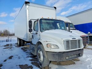 Freightliner Business Class M2 106 MEDIUM DUTY 6.7L 6 2012