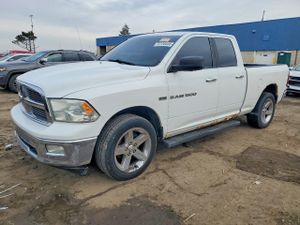 Dodge RAM SLT 5.7L 8 2012