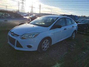 Ford Focus S 2.0L 4 2012