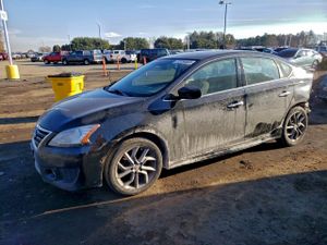 Nissan Sentra S 1.8L 4 2014