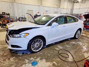 Ford Fusion SE 2.0L 4 2014