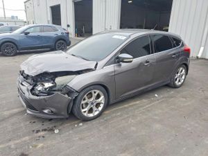 Ford Focus TITANIUM 2.0L 4 2014