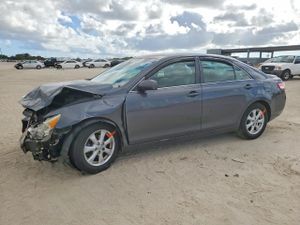 Toyota Camry BASE 2.5L 4 2011