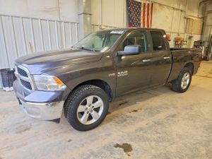 RAM 1500 SLT 5.7L 8 2015