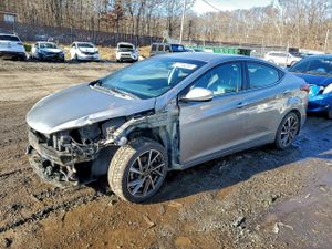 Hyundai Elantra SE 1.8L 4 2014