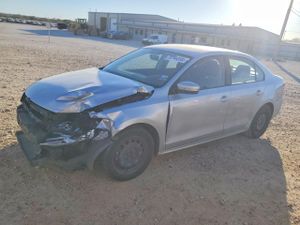 Volkswagen Jetta SE 1.8L 4 2014