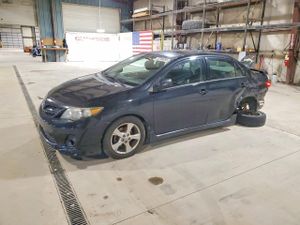Toyota Corolla BASE 1.8L 4 2012