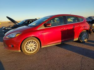 Ford Focus TITANIUM 2.0L 4 2014