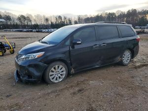 Toyota Sienna XLE 3.5L 6 2015