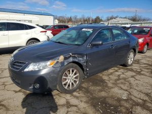 Toyota Camry SE 3.5L 6 2011