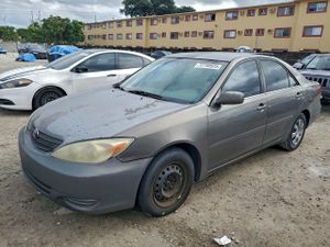Toyota Camry LE 2.4L 4 2002