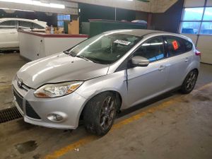 Ford Focus SE 2.0L 4 2014