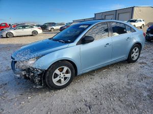 Chevrolet Cruze LS 1.8L 4 2011