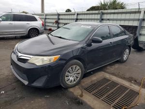 Toyota Camry L 2.5L 4 2014