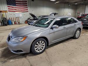 Chrysler 200 TOURING 2.4L 4 2013