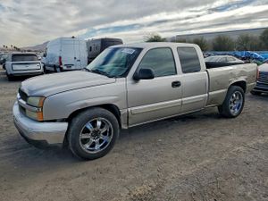 Chevrolet Silverado 1500 C1500 5.3L 8 2005