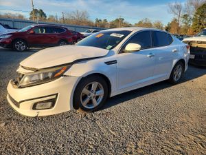 Kia Optima LX 2.4L 4 2015