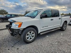 Nissan Titan S 5.6L 8 2013