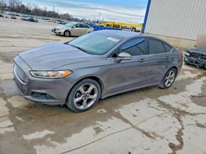Ford Fusion SE 2.0L 4 2014