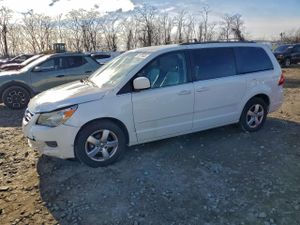 Volkswagen Routan SE 3.6L 6 2011