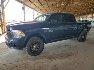 RAM 1500 ST 5.7L 8 2013