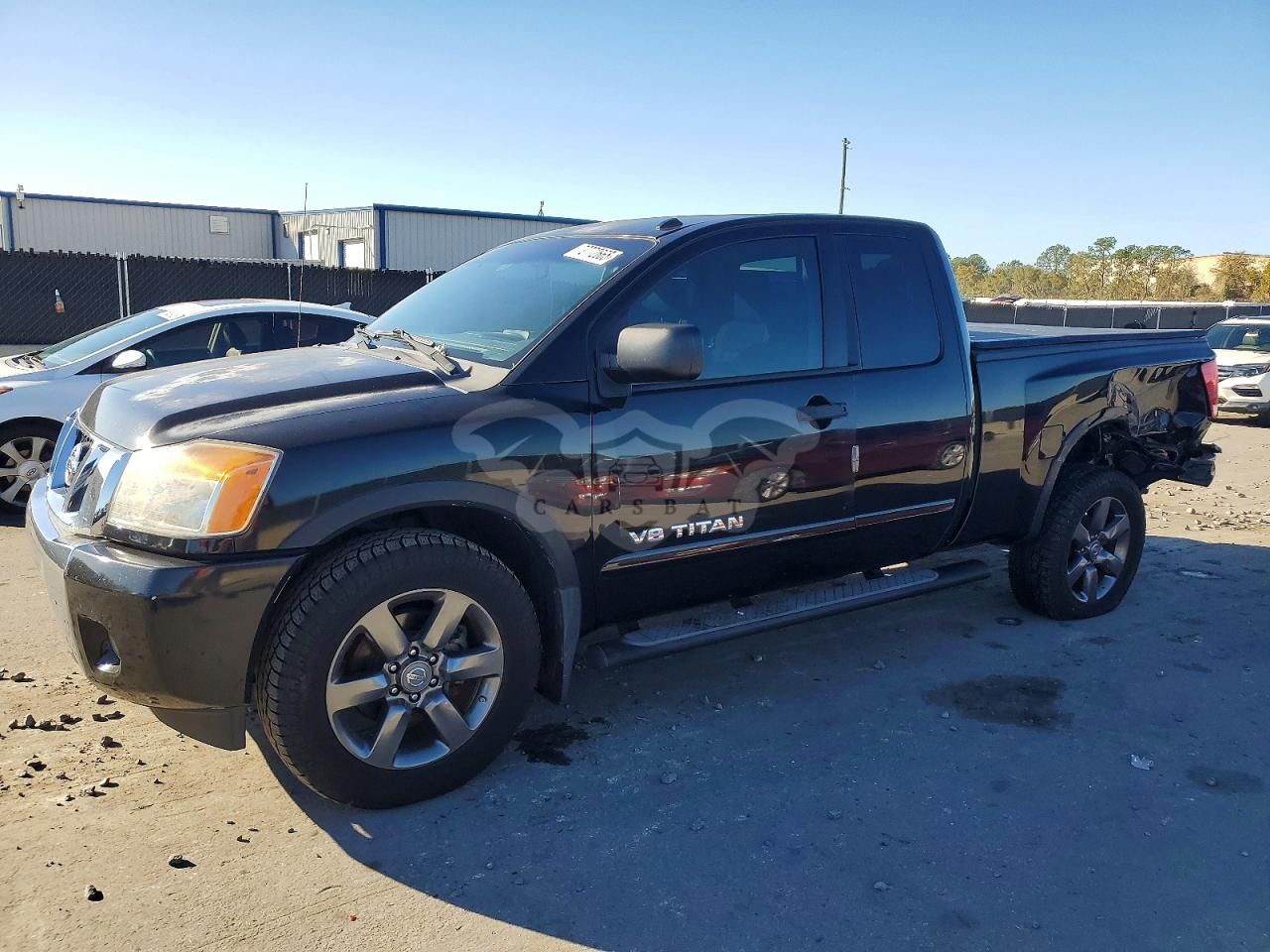 Nissan Titan S 5.6L 8 2015