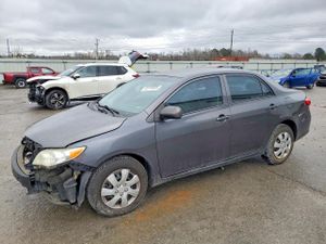 Toyota Corolla BASE 1.8L 4 2013