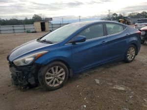 Hyundai Elantra SE 1.8L 4 2015