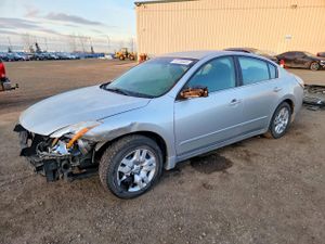 Nissan Altima BASE 2.5L 4 2010