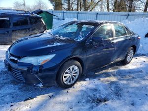 Toyota Camry LE 2.5L 4 2015