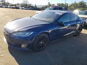 Tesla Model S 2014
