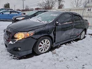 Toyota Corolla BASE 1.8L 4 2010